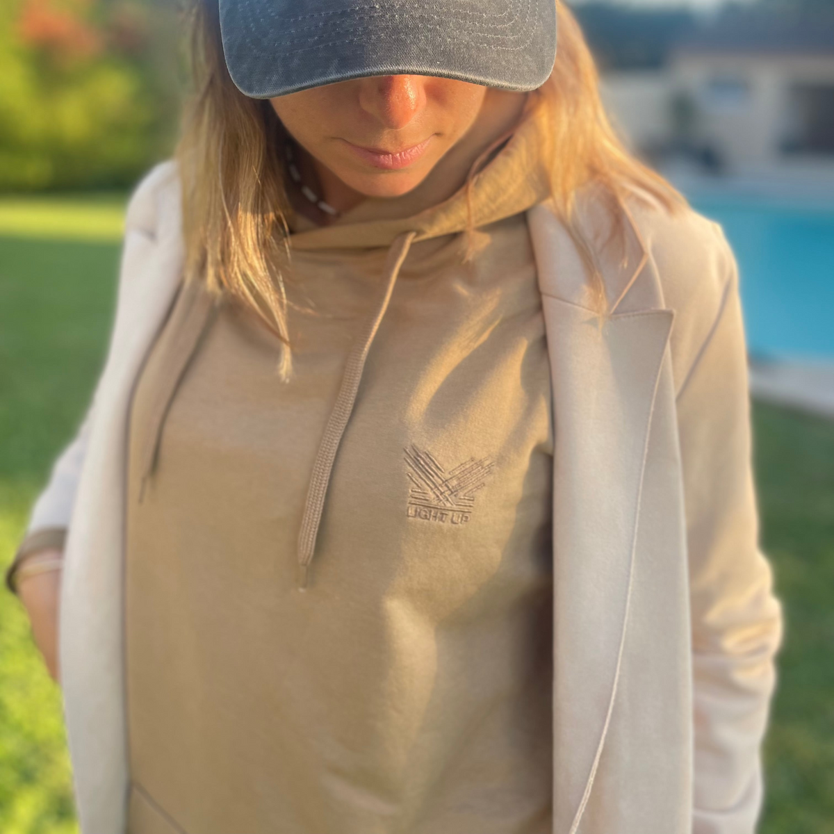 lightup_siena_sweat_camel06