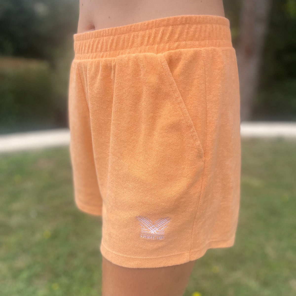 lightup_capri_short_orange_femme02